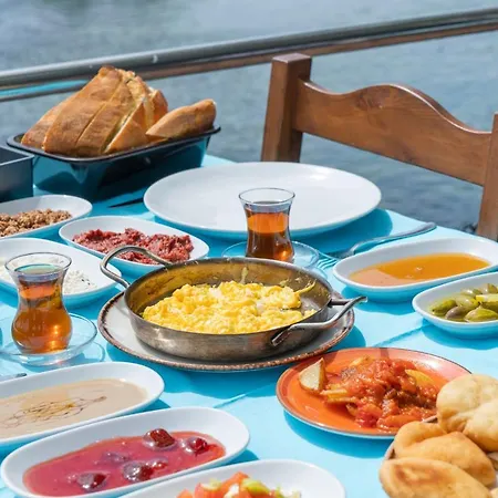Mandalın Akyaka Akyaka (Mugla)