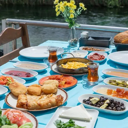 Mandalın Akyaka