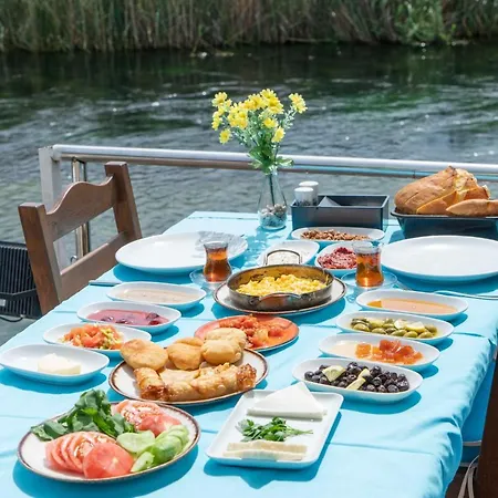 Mandalın Akyaka