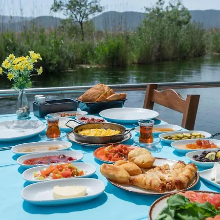 Mandalın Akyaka 3*
