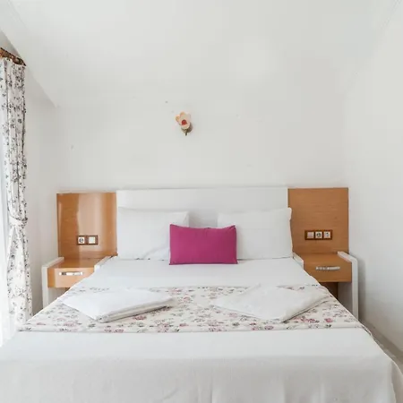 Szálloda Mandalin 3*