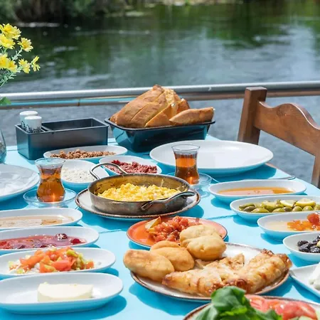 Mandalın Akyaka Otel Akyaka (Mugla)