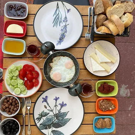 Mandalın Akyaka 3*