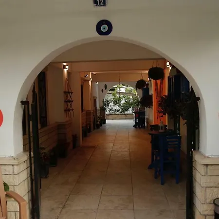 Mandalin Hotel 3*