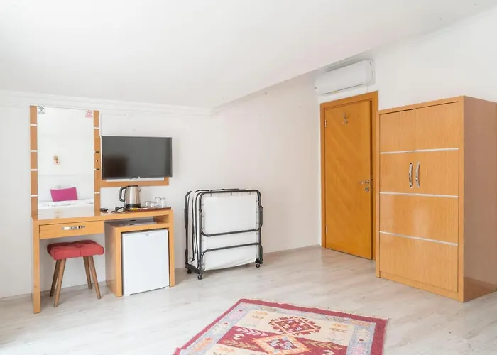 Mandalin Akyaka (Mugla)